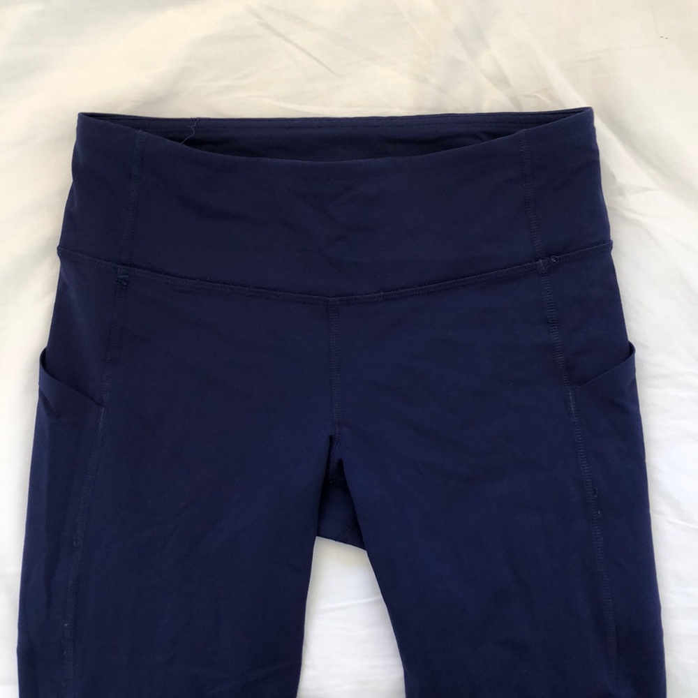 Lulu lemon Dark blue cropped leggings